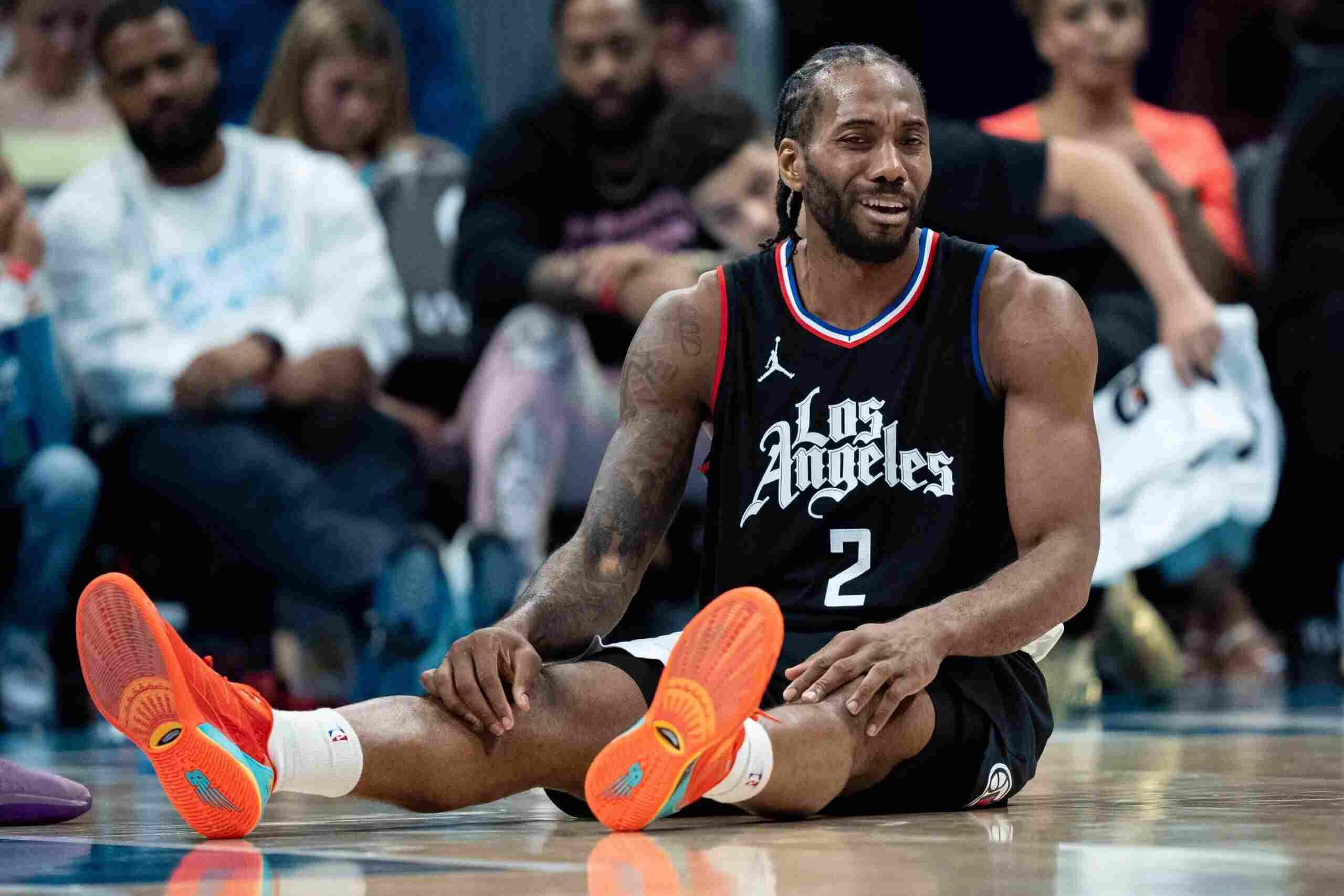 NBA Odds:  Clippers Limit Leonard after Knee Procedure